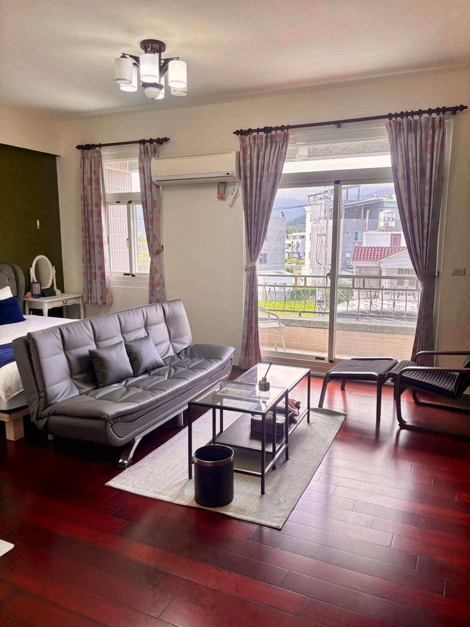 伊家民宿yi Home 志航路一段398號 T'ai-tung エクステリア 写真